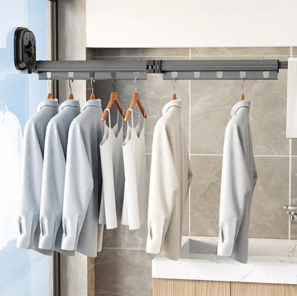 Compact Folding Hanger